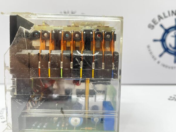 SATRONIC TMO 720-4 OIL BURNER CONTROL MOD.35 220/240V TMO7204
