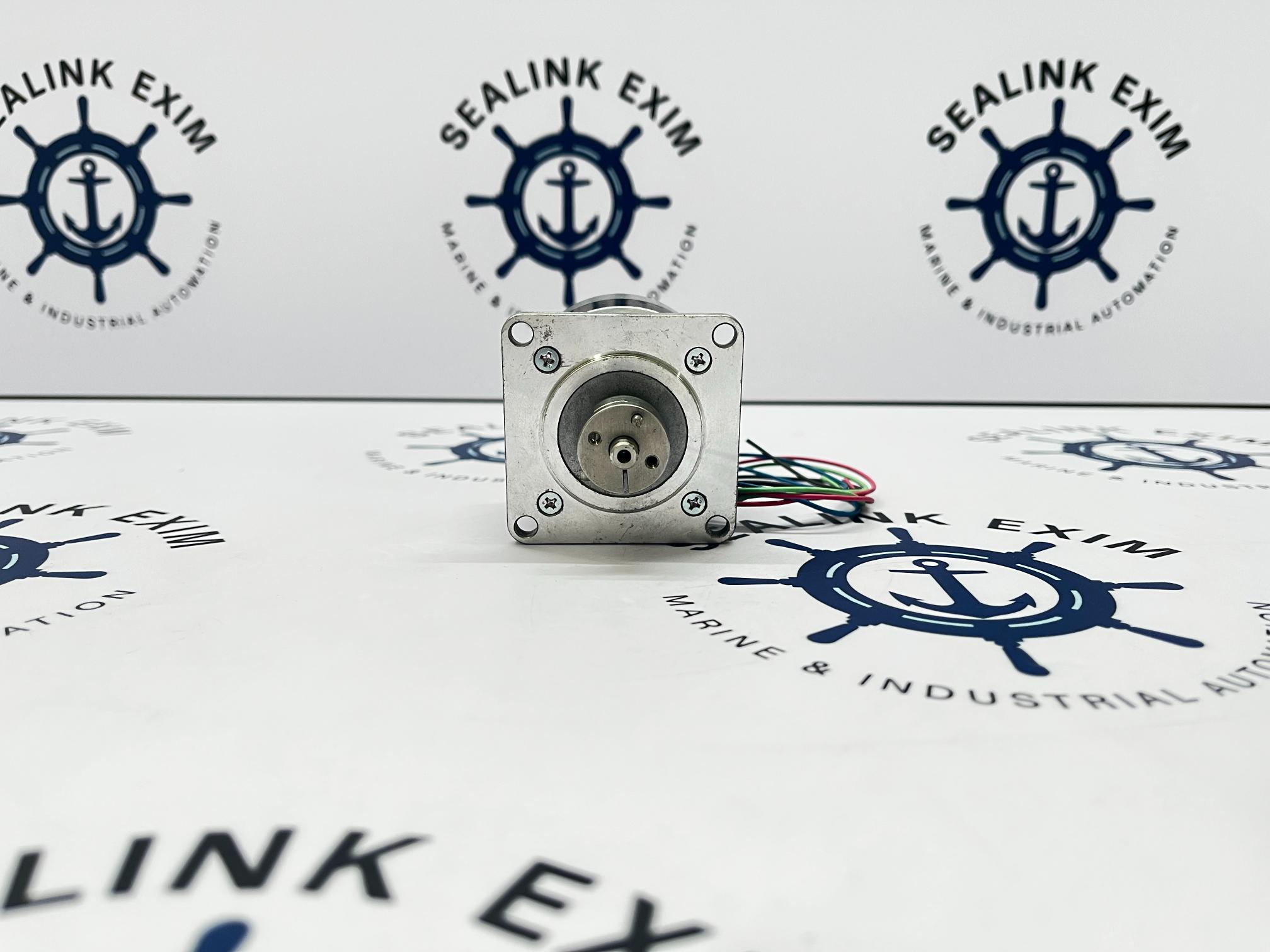 VEXTA C7797-9212 2-PHASE STEPPING MOTOR 1.8/STEP DC 34V 0.15A