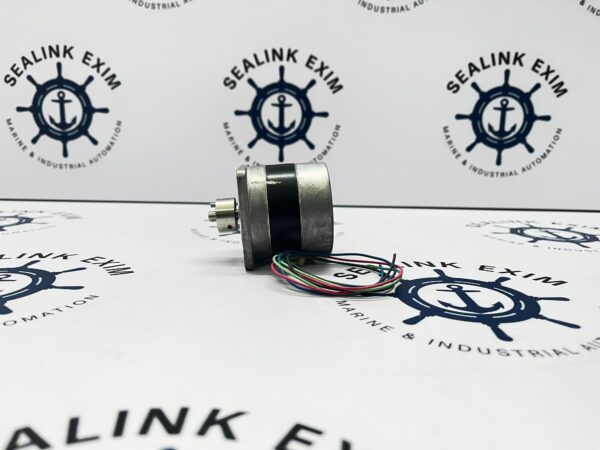 VEXTA C7797-9212 2-PHASE STEPPING MOTOR 1.8/STEP DC 34V 0.15A